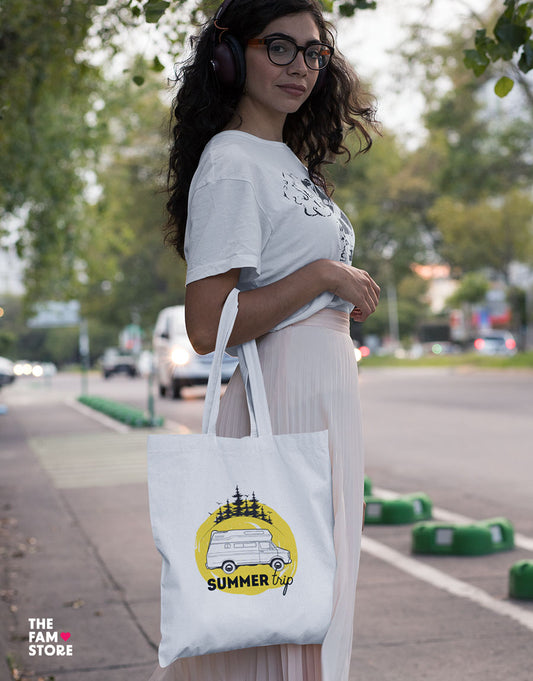 Summer Trip Zipper Tote Bag | Eco-friendly & Stylish